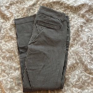 Old Navy Pixie Mid rise pants
